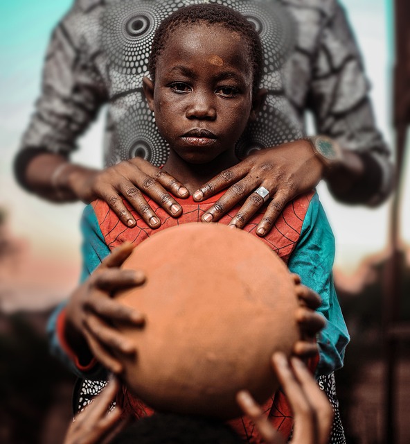 男篮传奇得分后卫曾对科比砍20分，800度近视神准投篮